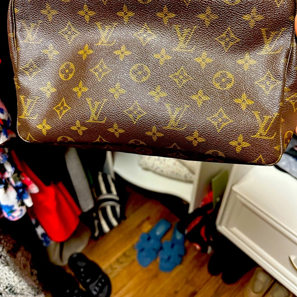 Gently used classic Louis Vuitton large cosmetic case